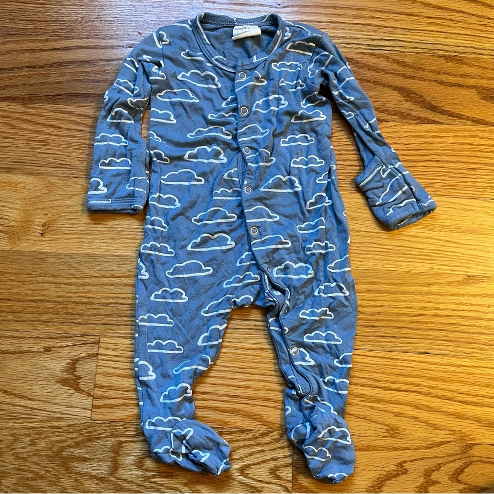 Spearmint love cloud print bodysuit size 6-9 months